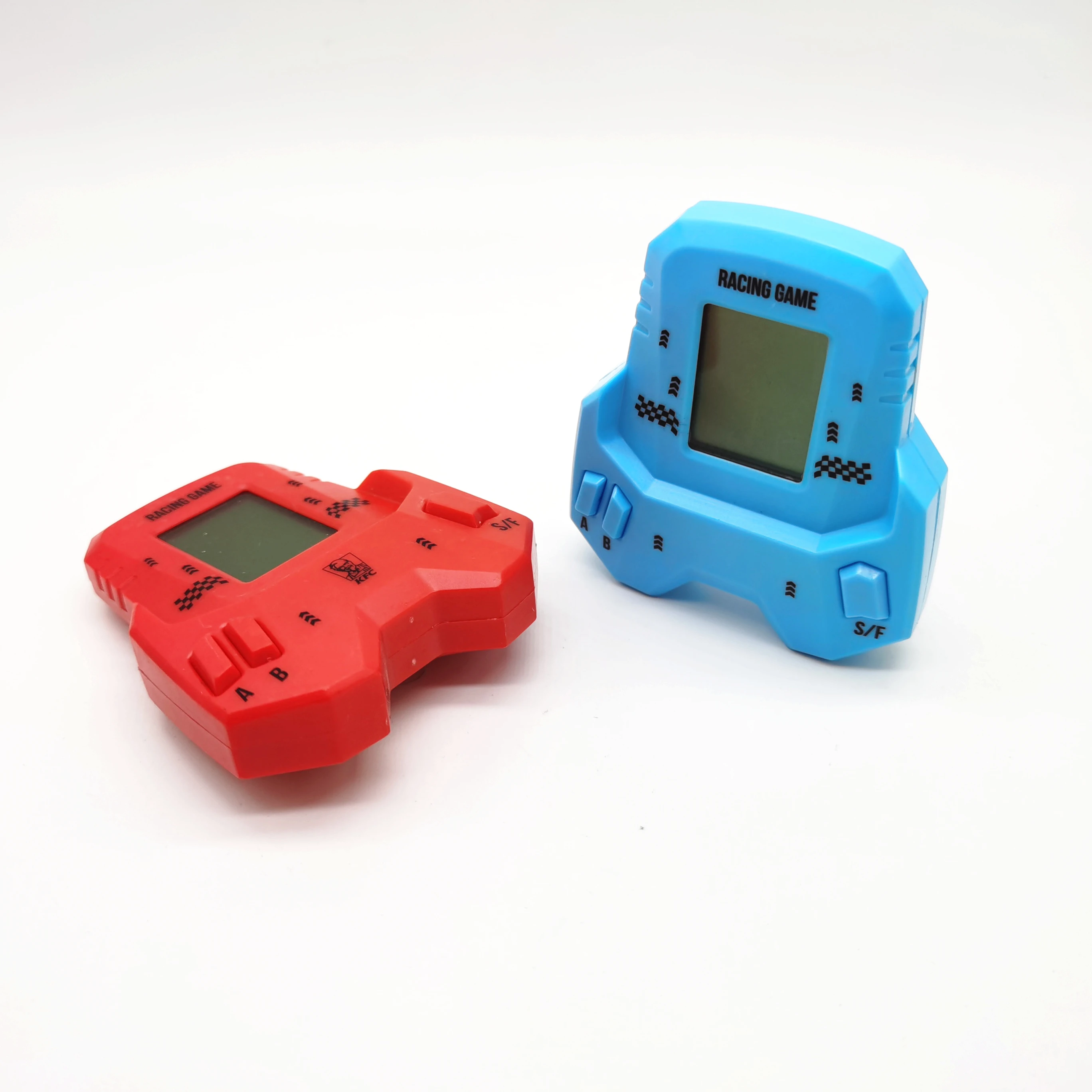 1 Piece Mini Retro Handheld Game Console Player for Kids Retro Toy Portable Game LCD Black and White Screen Gift for Kids
