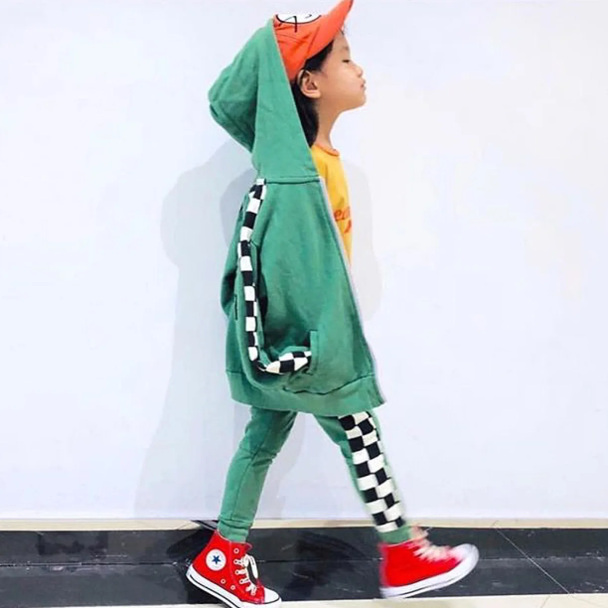 BoBomoon/зимняя одежда для девочек; леопардовая модная одежда на День Благодарения для маленьких девочек; Одежда для мальчиков на первое Рождество; комплекты для девочек