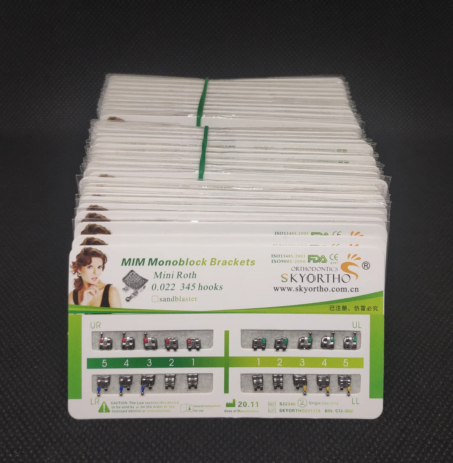 Рисунок 2 - Ортодонтические Металлические Мини-скобы Roth 022