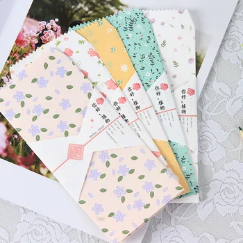 

50pcs Floral Paper Envelope Scrapbooking Lovely Flower Gift Paper Bags Stationery Gift Bags Party Supplies
