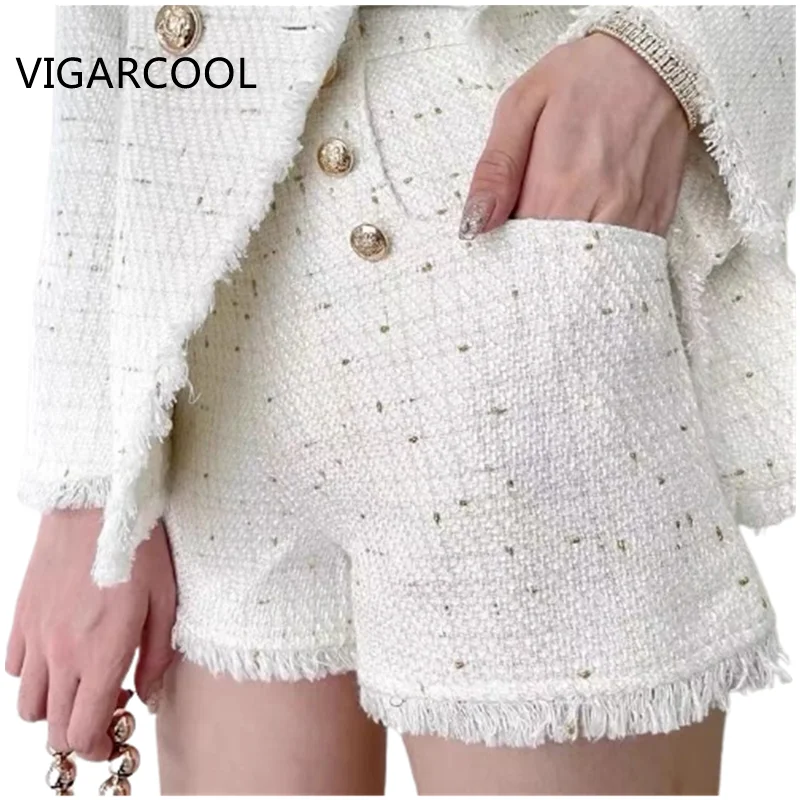 

High quality shorts Female 2021 Autumn New retro high waist gold silk frayed edge suit shorts Temperament elegant Shorts Female