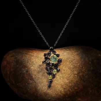 

CIZEVA Creative Handmade 925 Sterling Silver Pendant Necklace Vintage Emerald Black Gold Clavicle Chains Anniversary Gifts