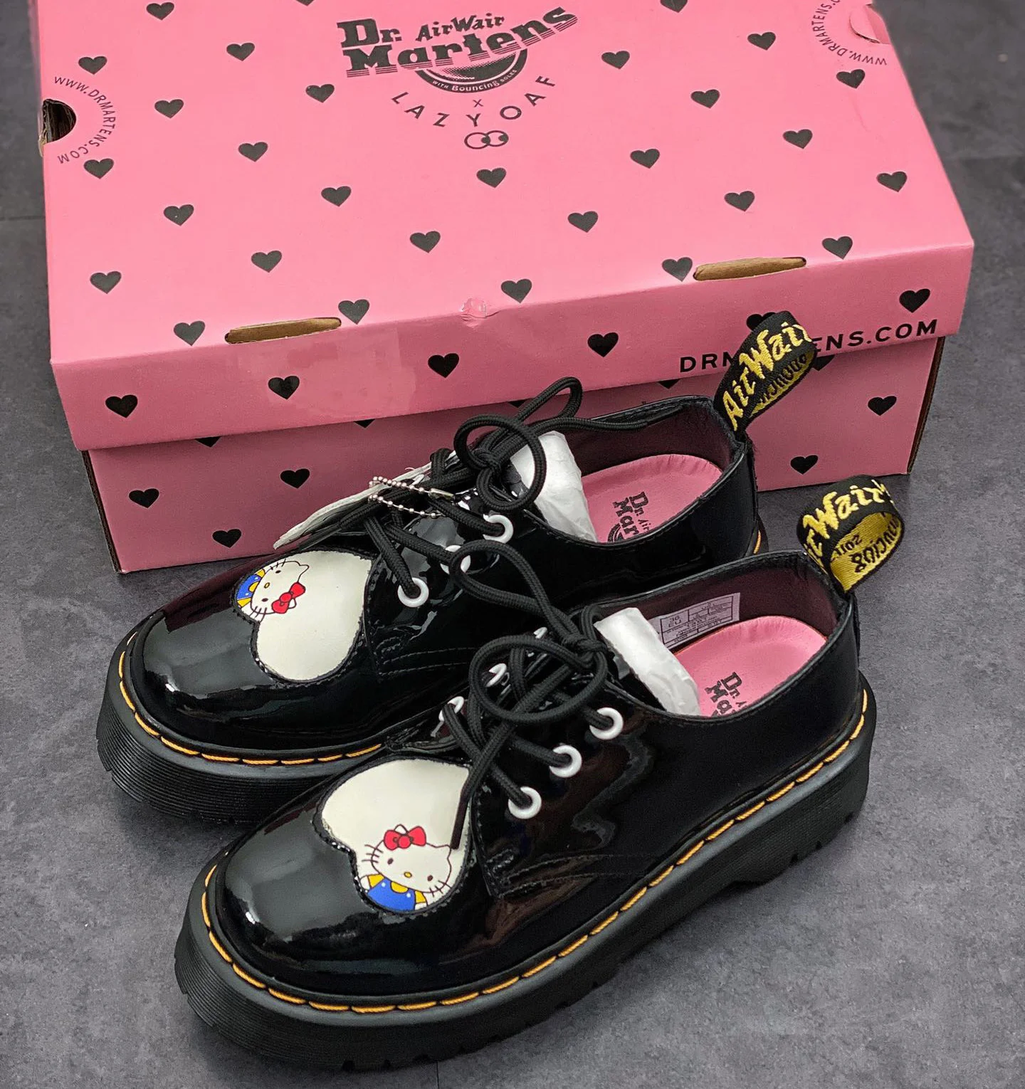 Dr.Martens Women Love Heart Cat Cartoon 