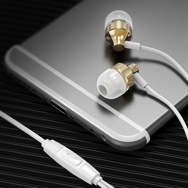 

Metal Ear-in Earphones Line Control with Mic Lightweight Universal HeadsetLHB99