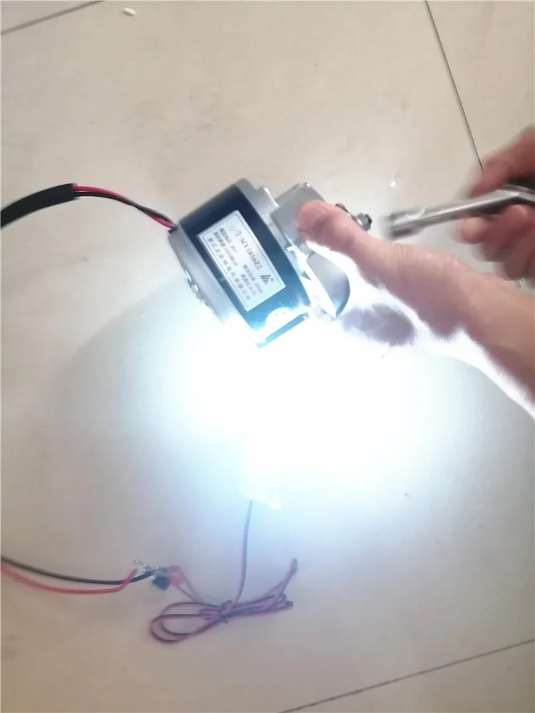 Gerador de corrente contínua permanente de baixa