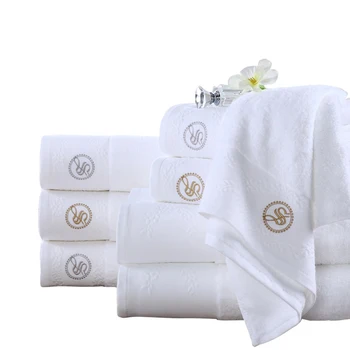 

Adluts Cotton Flower Bath Towel Couple Bathroom Towels Paksu Hotel Towels Decoration Tool Embroidered Large Solid Color W