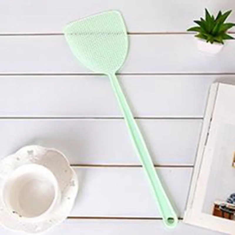 Зеленый Pest Control Manual Plastic Durable Long Handle 1pc Fly Swatter - Цвет: Зеленый