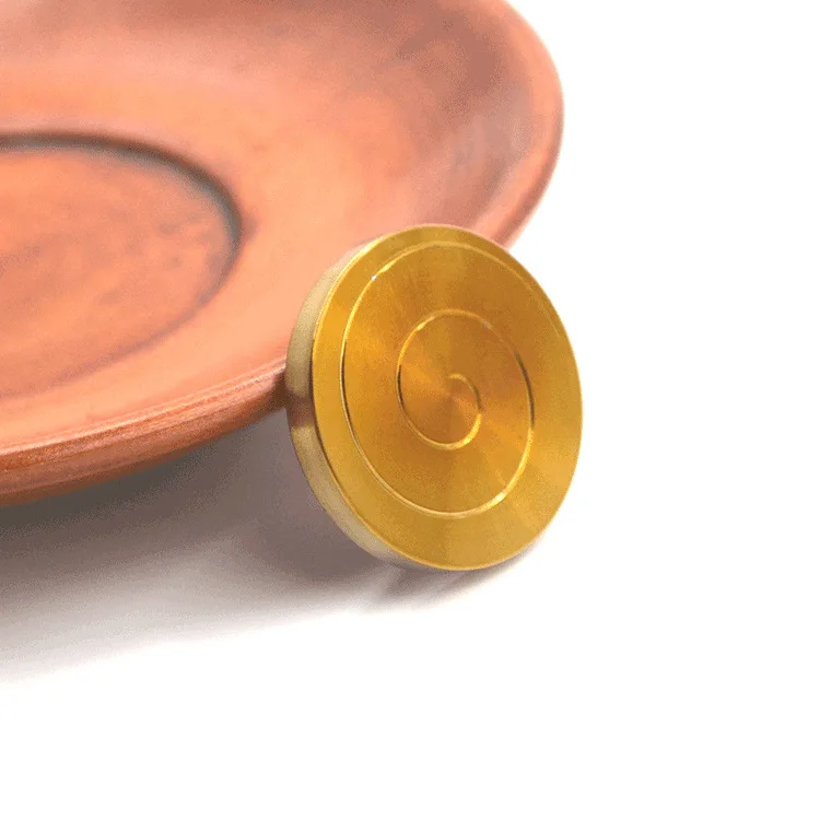 Декомпрессия Настольный гироскоп металлический перевод монета гироскоп снятие давления внутренний креативный гироскоп подарок на удачу