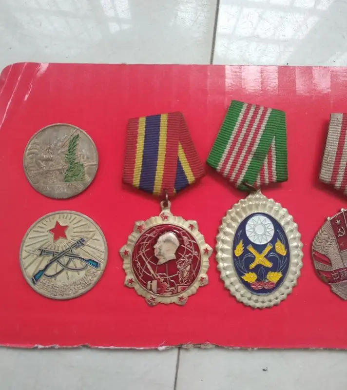 5 старинных китайских военных медалей на память