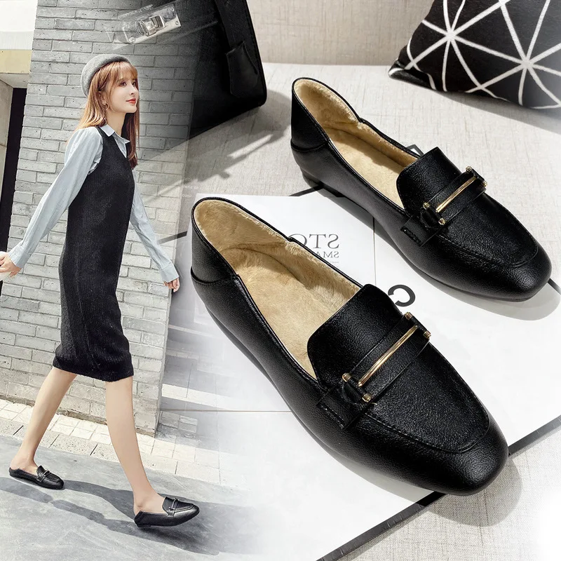 Microfiber leather plush moccasins metal decorate brief cozy loafers ladies soft bottom winter shoes woman 2-wear big size flats