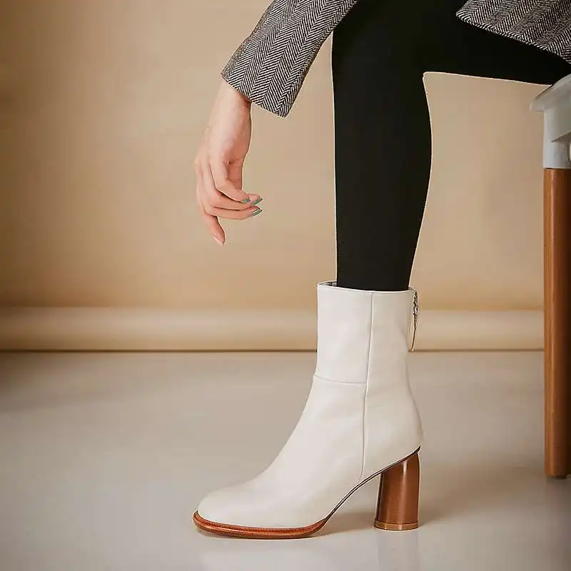 Krazing pot/Новое поступление года; женские ботильоны из натуральной кожи с круглым носком на высоком каблуке теплая зимняя обувь на молнии; большие размеры; L1f6