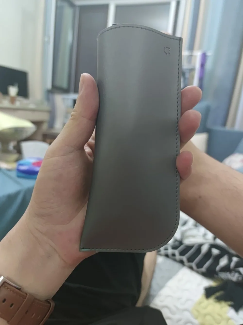 1592828609_7908273_s1086_1448wh