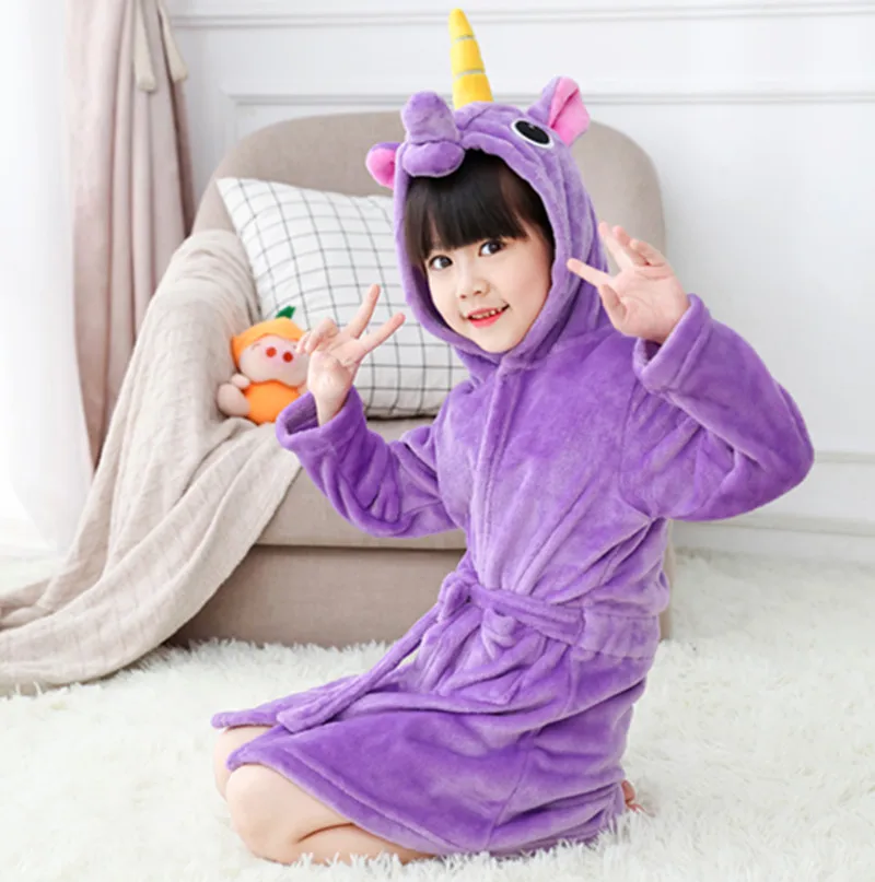 Кигуруми для детей; банный халат; детская Полотенца детская Радуга Единорог купальные халаты с капюшоном для мальчиков и девочек детская пижама, ночное белье халат - Цвет: Purple unicorn