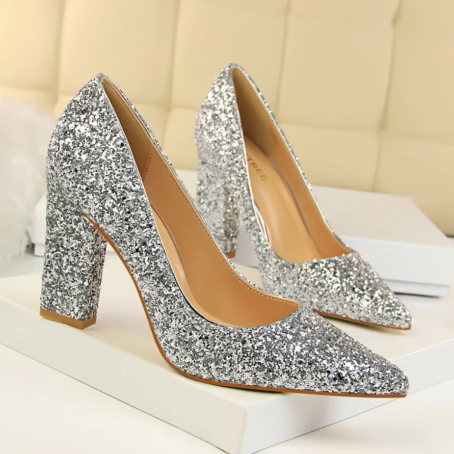 

Women Shoes5239-6 Europe And America-Style Chunky-Heel High Heels with Low-Cut Slimming Pointed-Toe Shine Bright