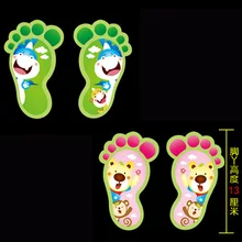 Детские Мультяшные милые флуоресцентные наклейки для маленьких ног светящиеся наклейки DIY Бесплатные светящиеся наклейки на стену 004