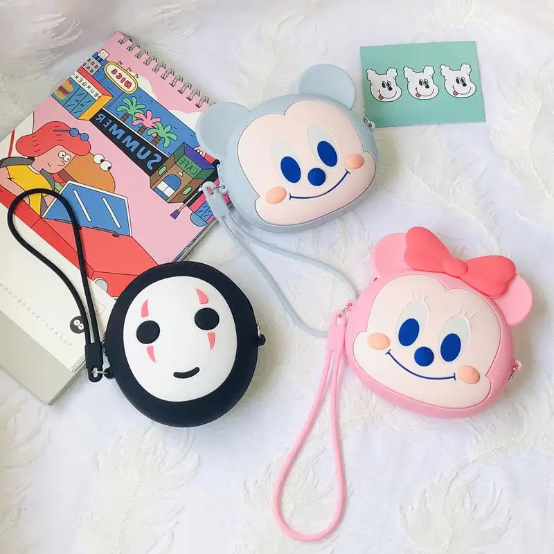 

Hayao Miyazaki Anime Spirited Away Faceless Kawaii Silicone Saving Bank Toys Pendant Cartoon Version No Face Silica Coin Purse