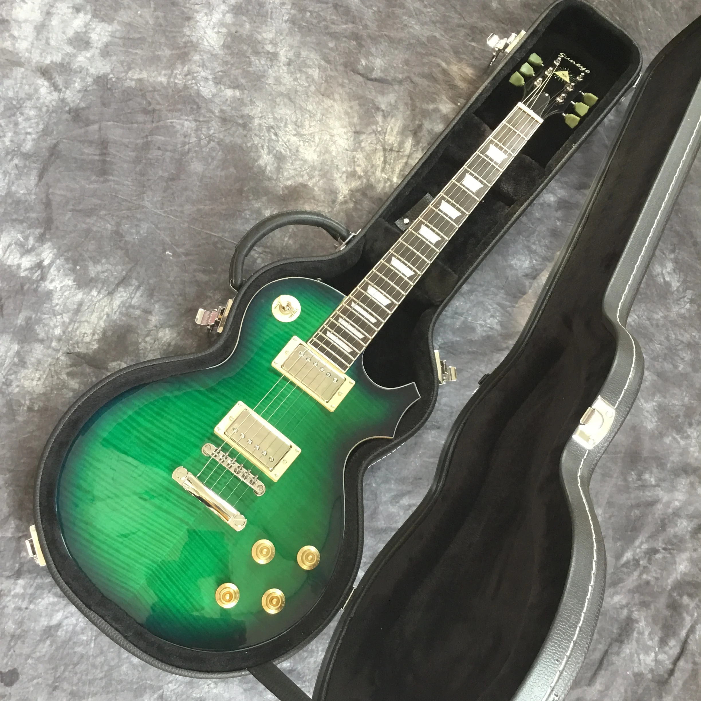 

suneye New style Green electric guitar, Tiger Flame front 6 point guitar, rosewood fingerboard piano