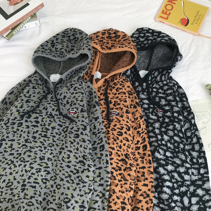 Winter Leopard Sweater Men Warm Fashion Print Casual Hooded Sweaters Man Sweter Clothes Loose Long-sleeved Pullover Men M-2XL