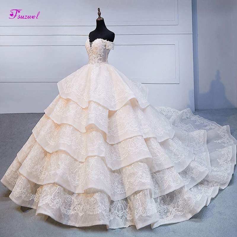 

Fsuzwel Gorgeous Appliques Lace Chapel Train Ball Gown Wedding Dresses 2019 Luxury Beaded Boat Neck Bridal Gown Vestido de Noiva