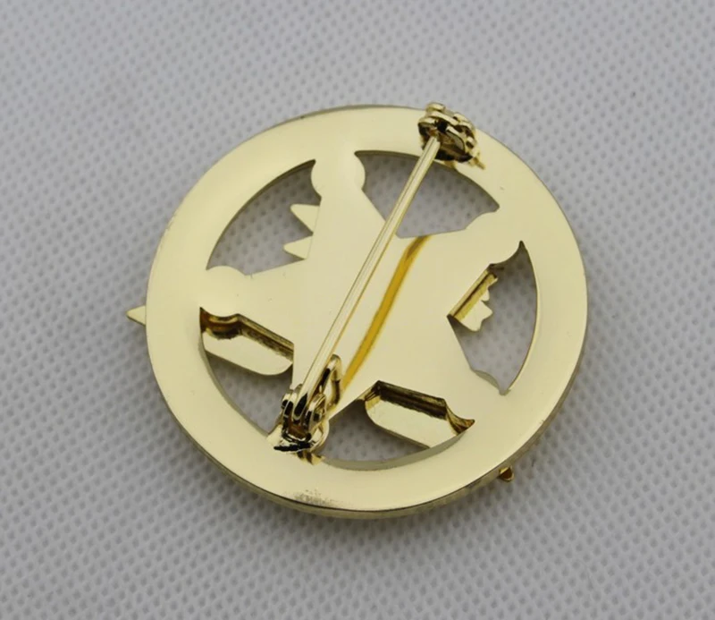 Классическое обеспечение безопасности, Реплика Фильма Prop Pin значок