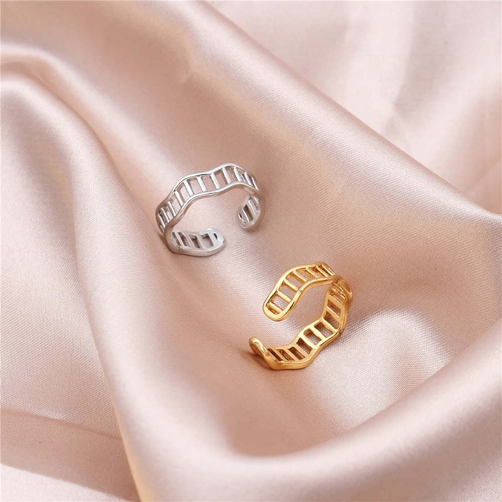 

Women's Summer Beach Fashion Foot Ring Open Adjustable Foot Ring Simple Hollow Personality Toe Ring