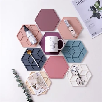

Creative Silicone Coasters Anti Slip Heat-insulated Cup Mats Chic Hexagon Hollow Cups Mugs Pad INS Home Decoration 1pc