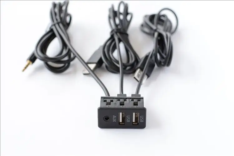 Универсальный для машины, лодки, мотоцикла модификации 2,0 Dual USB Интерфейс 3,5 мм AUX зарядный шнур-удлинитель автомобильные аксессуары
