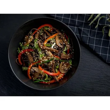 

Soba noodles with beef and vegetables