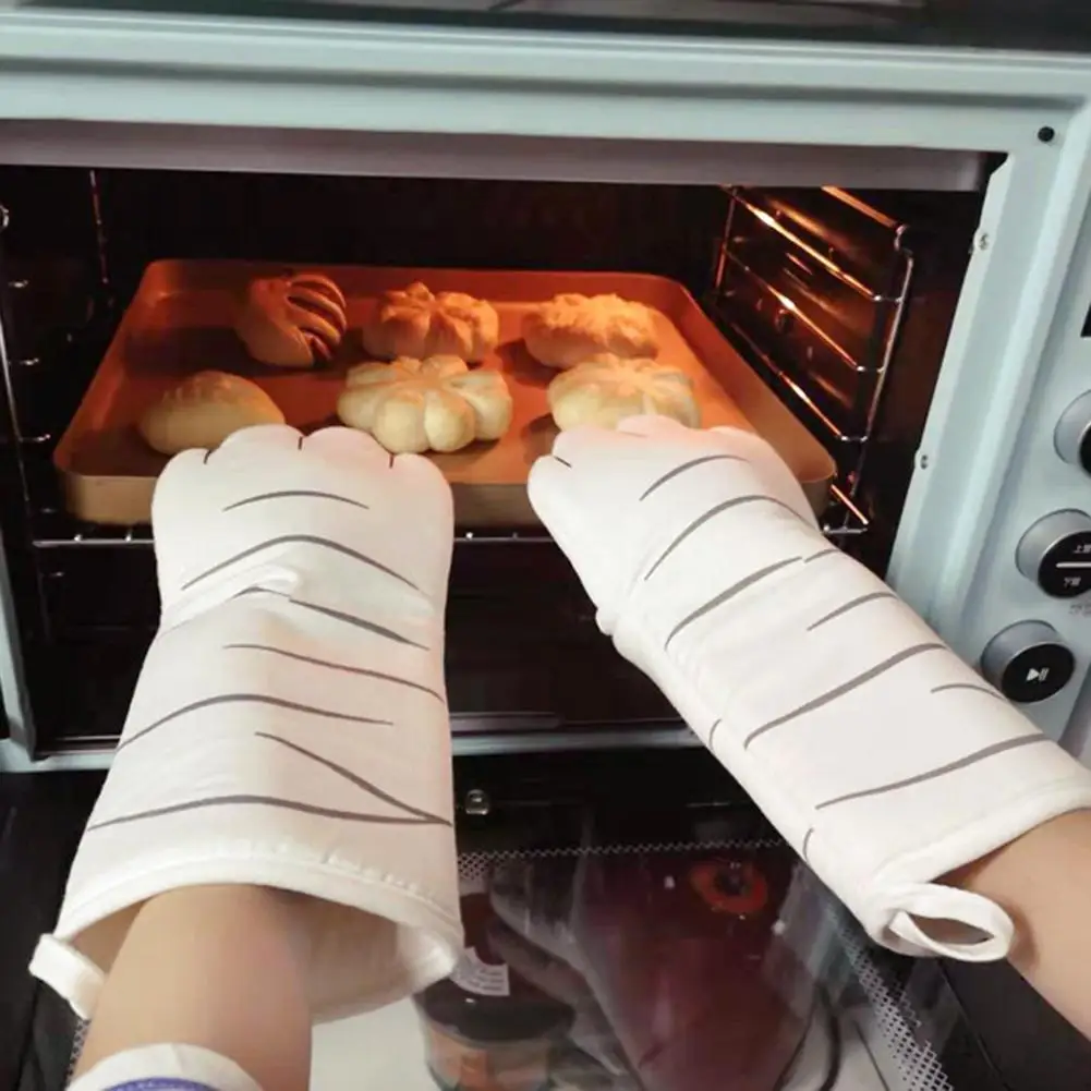 1 PC Cute Potholders Oven Mitts Microwave Baking Gloves Cat Claw Long Professional Heat Resistant Cooking Glove Kitchen Tool