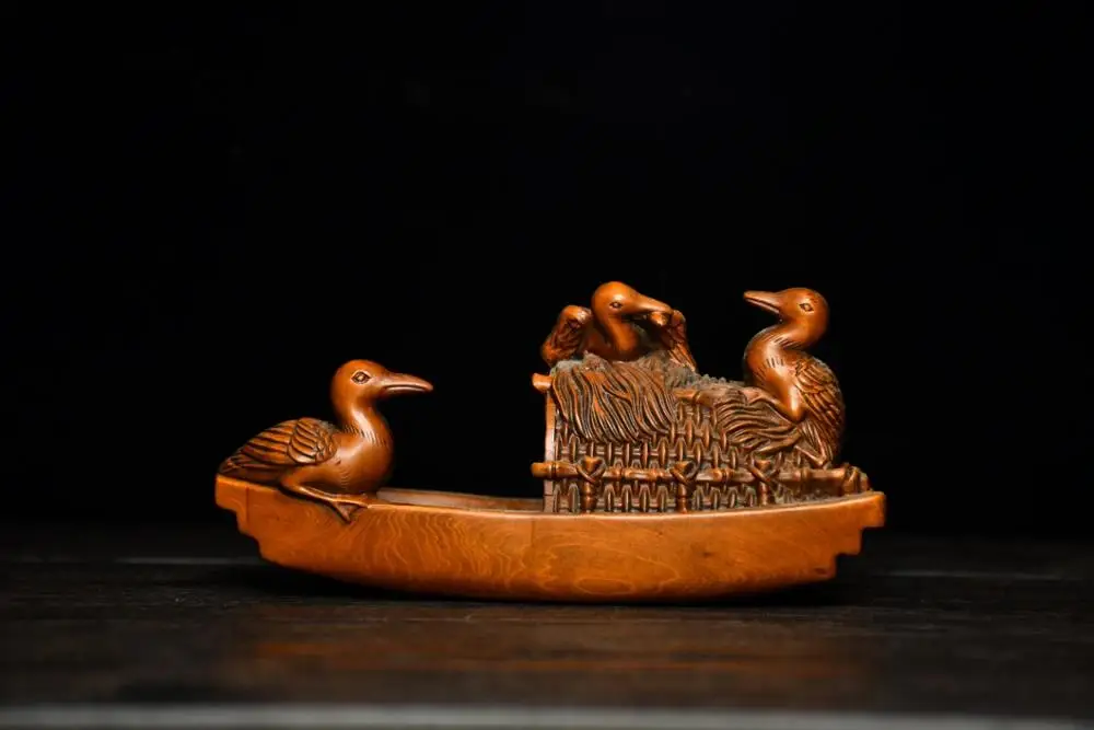 

6" China Lucky Seikos Boxwood Yellow duck statue Mandarin ducks falling on a boat Three ducks playing wood carving