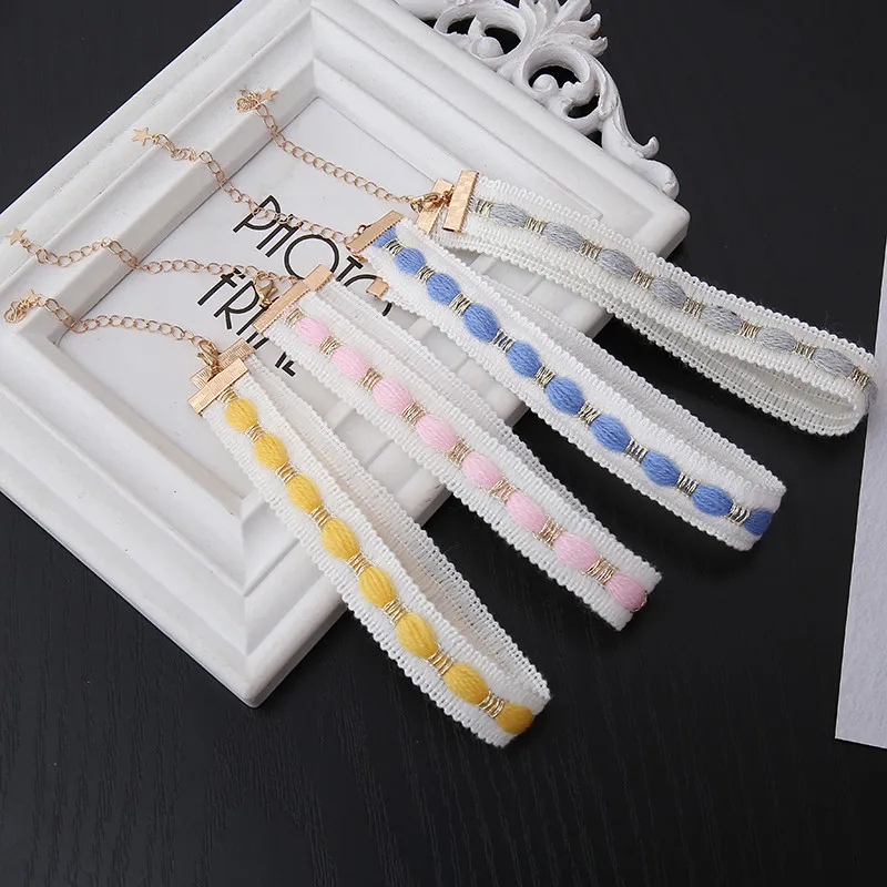 Женское Ожерелье-чокер с подвеской из золотистой проволоки | Украшения и