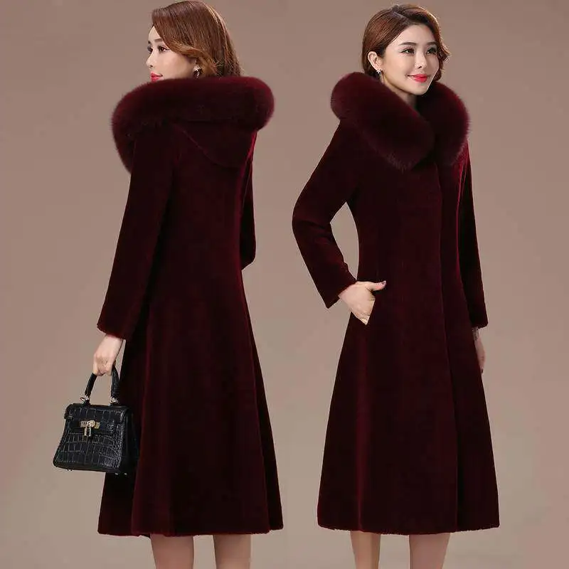 wine red Женская зимняя Роскошная куртка с большим лисьим меховым воротником, с капюшоном, из натурального меха, из овечьей шерсти, тонкая длинная верхняя одежда, женская утепленная теплая куртка M95 - Цвет: wine red