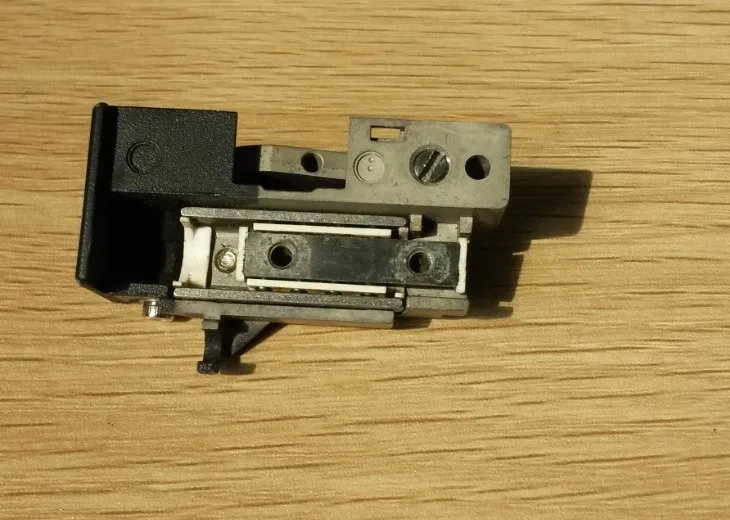 CT-30 Screws to Adjust Blade Height Fujikura Fiber Optic Cleaver Accessories Spare Parts (1)