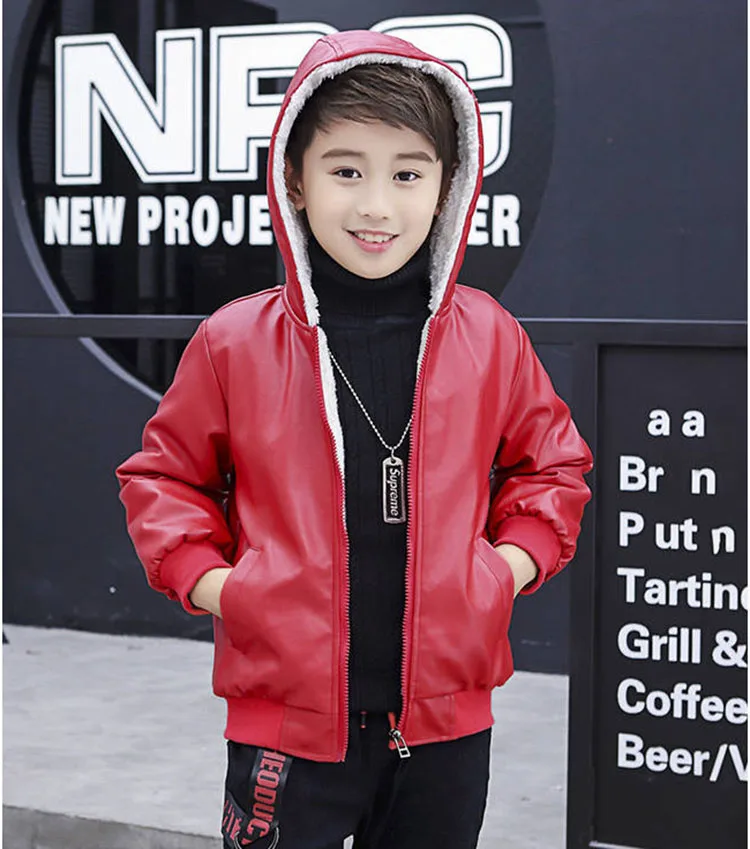 Детская Вельветовая куртка из искусственной кожи с капюшоном красного и синего цвета для маленьких мальчиков, теплая куртка зимние пальто, одежда Новинка года, осенне-зимняя одежда