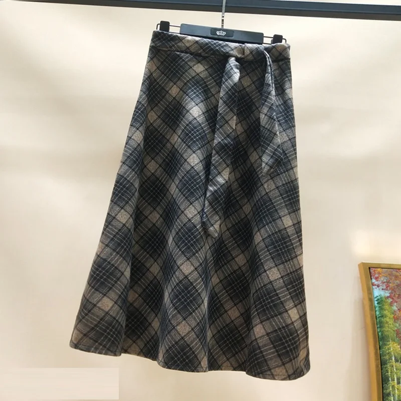 Autumn Winter High waist umbrella skirt a word skirt wild waist woolen female Flared new poncho skirt Plaid Long skirt