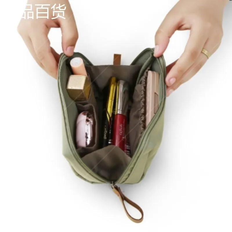 

Makeup Bag about Lady Mini Wash Bag All Size Hand in