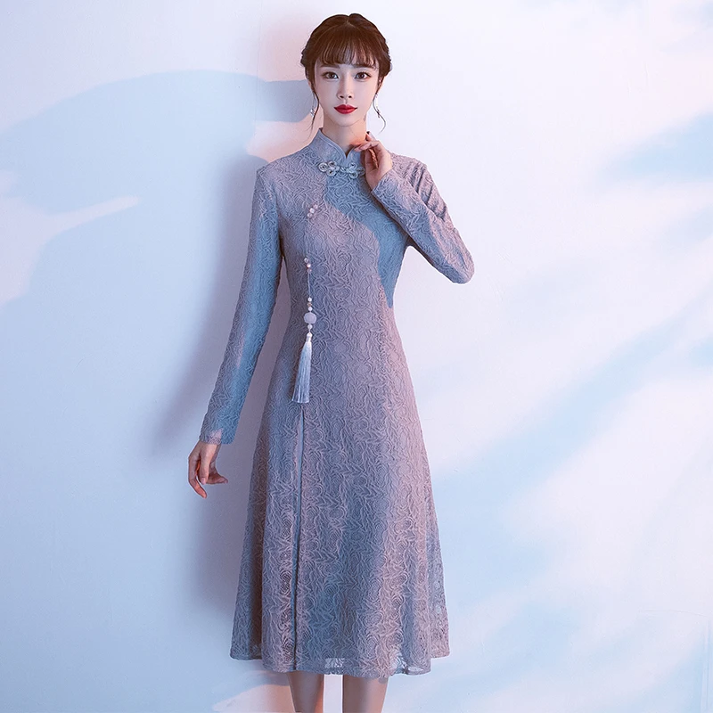 

Large size 2019 Autumn and winter long temperament elegant long-sleeved lace improved version of the Chinese style young girls
