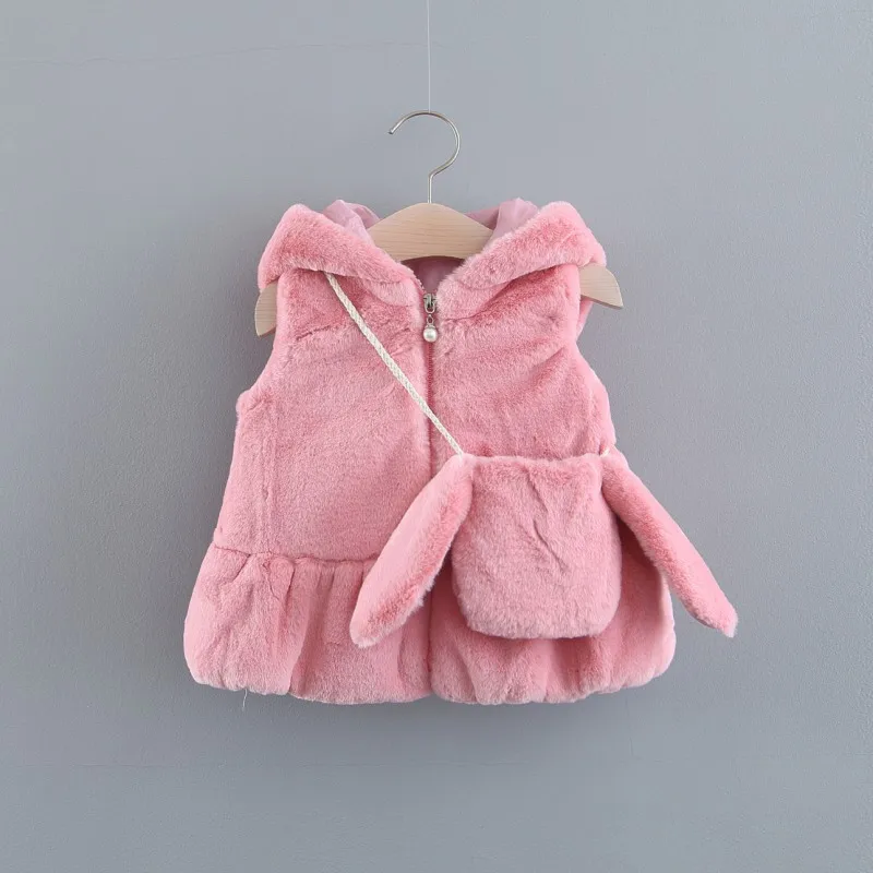 Baby Girls Faux Fur Vest Autumn Winter Fashion Thick Warm Waistcoat Cute Kids Outerwear Baby Girl Christmas Clothes - Цвет: A