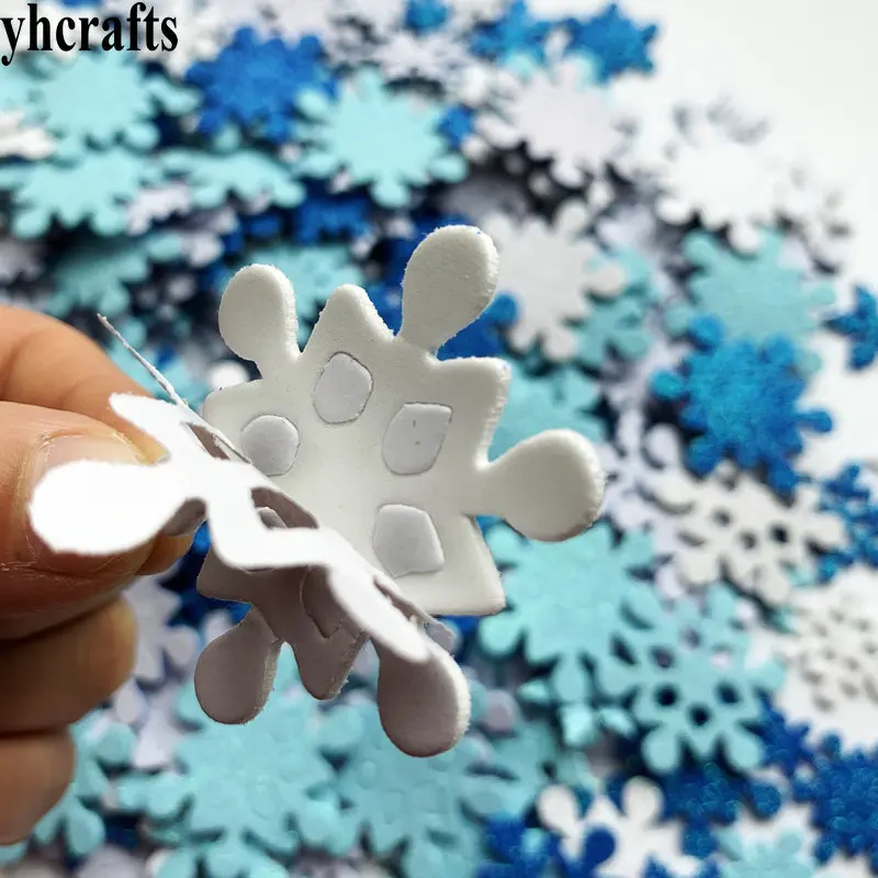 500PCS Glitter winter snowflake foam stickers Xmas crafts Christmas indoor decoration bulk wholesale OEM christmas tree snowflake elk pendant christmas ornament silicone resin mold art crafts resin casting mold key chain