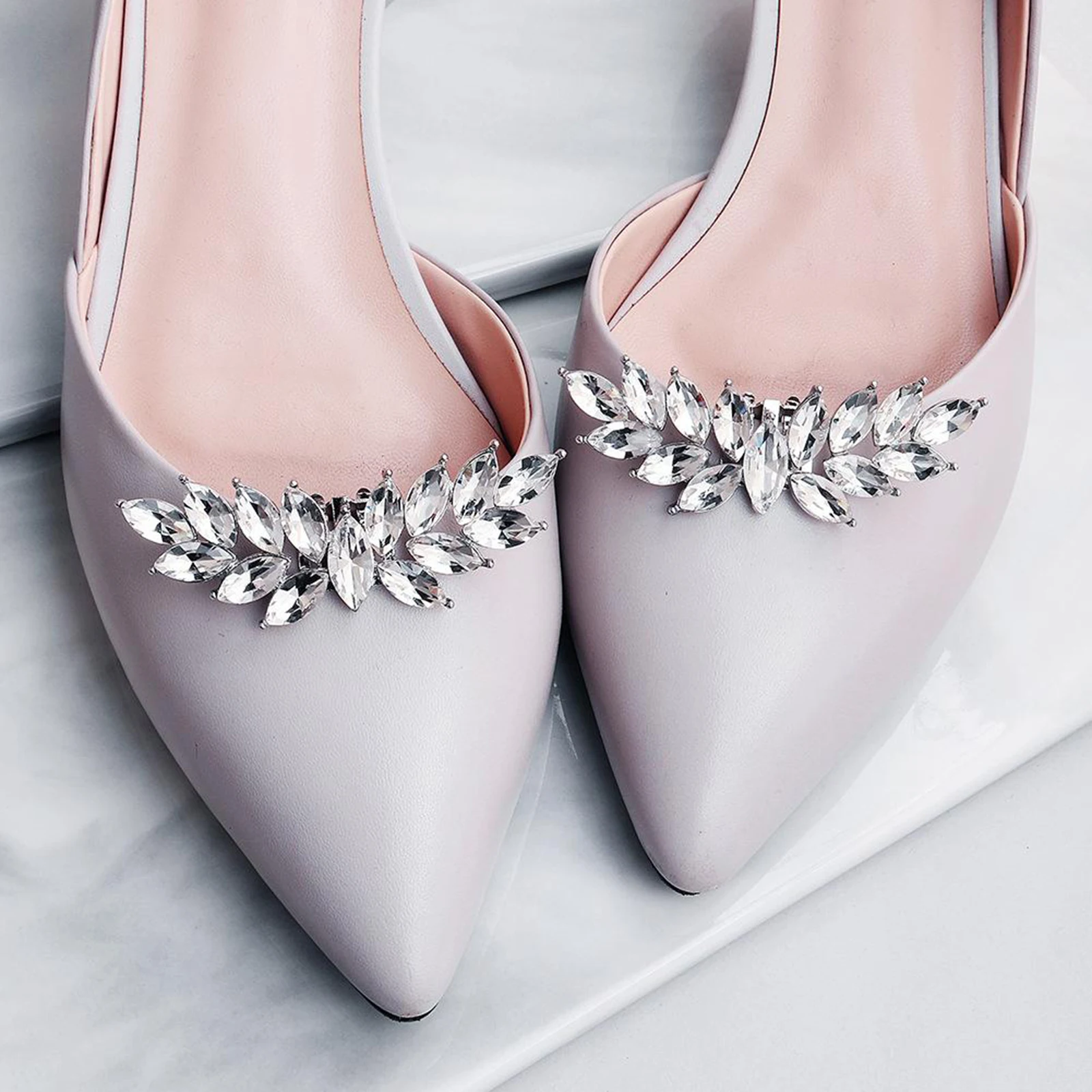 1 Pair Bridal Shoe Decorations Clips Rhinestone Shoe Buckle Charms for Wedding