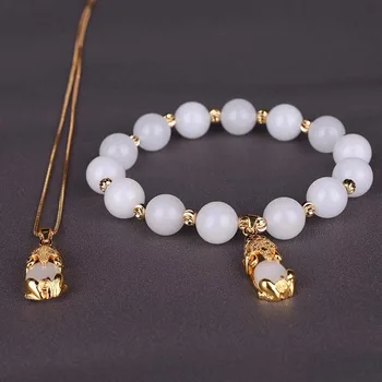 

Natural Xinjiang White Jade Bracelet