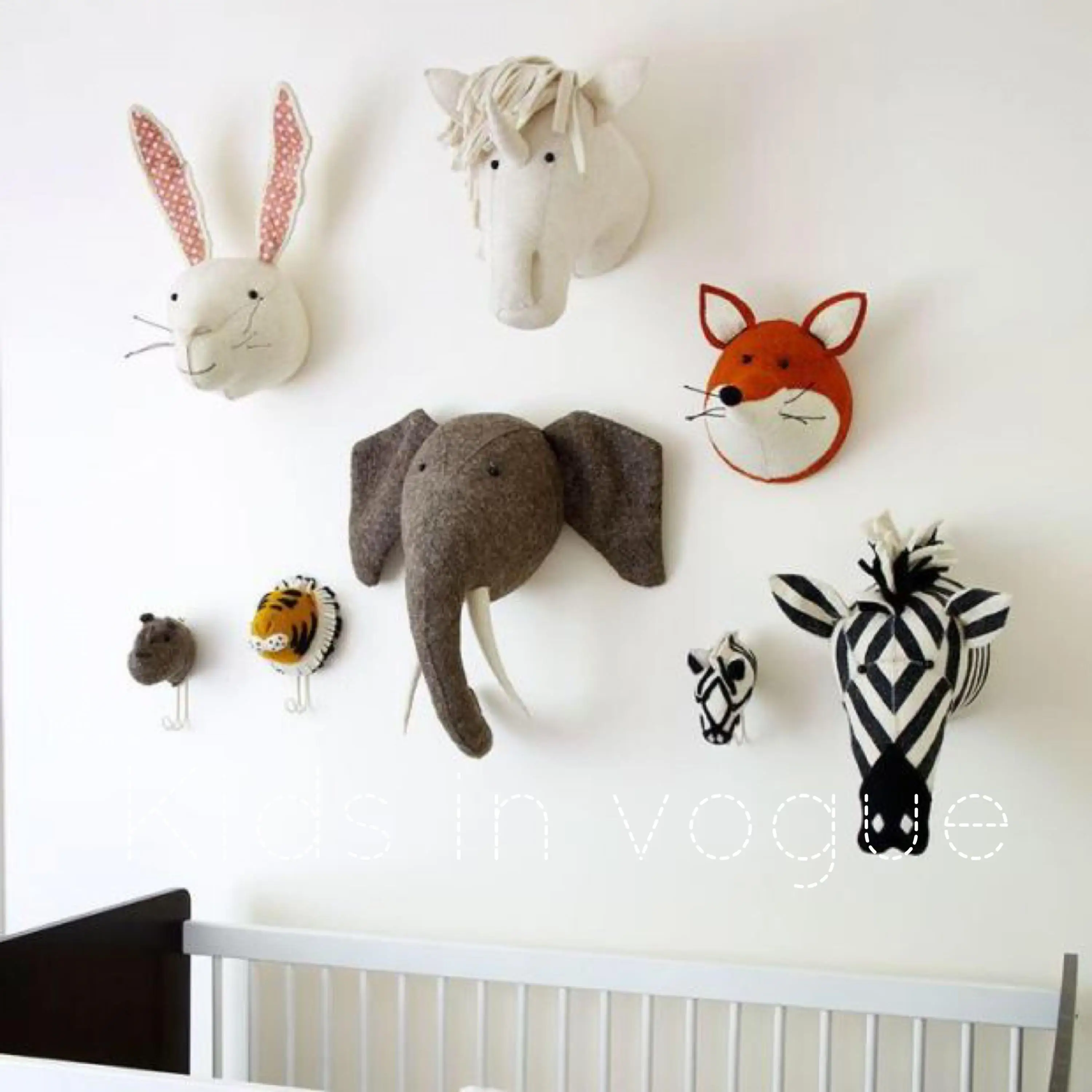 Бра в виде животных на стену