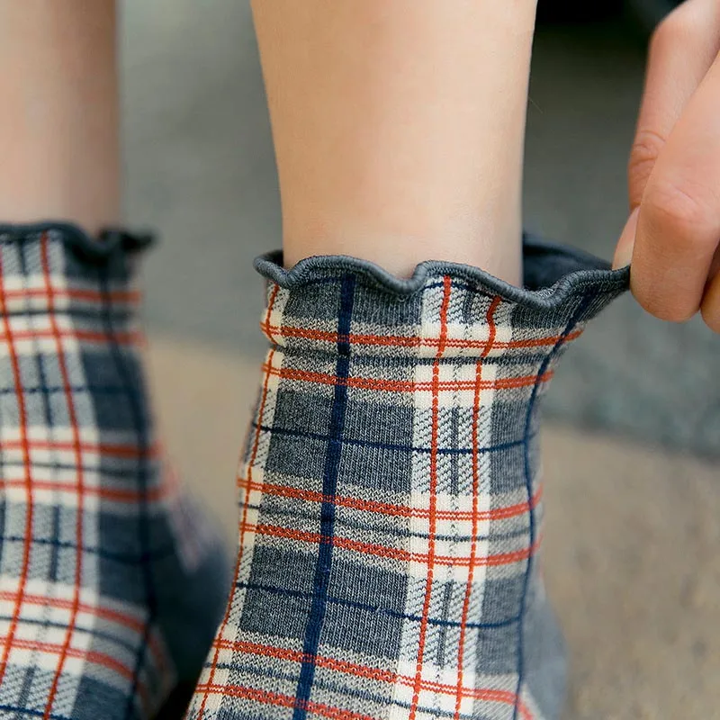 Японский Отдел колледжа Ветер хлопковые носки в клетку для женщин личности милые забавные носки с окаймлением Calcetines Mujer Skarpetki Damskie