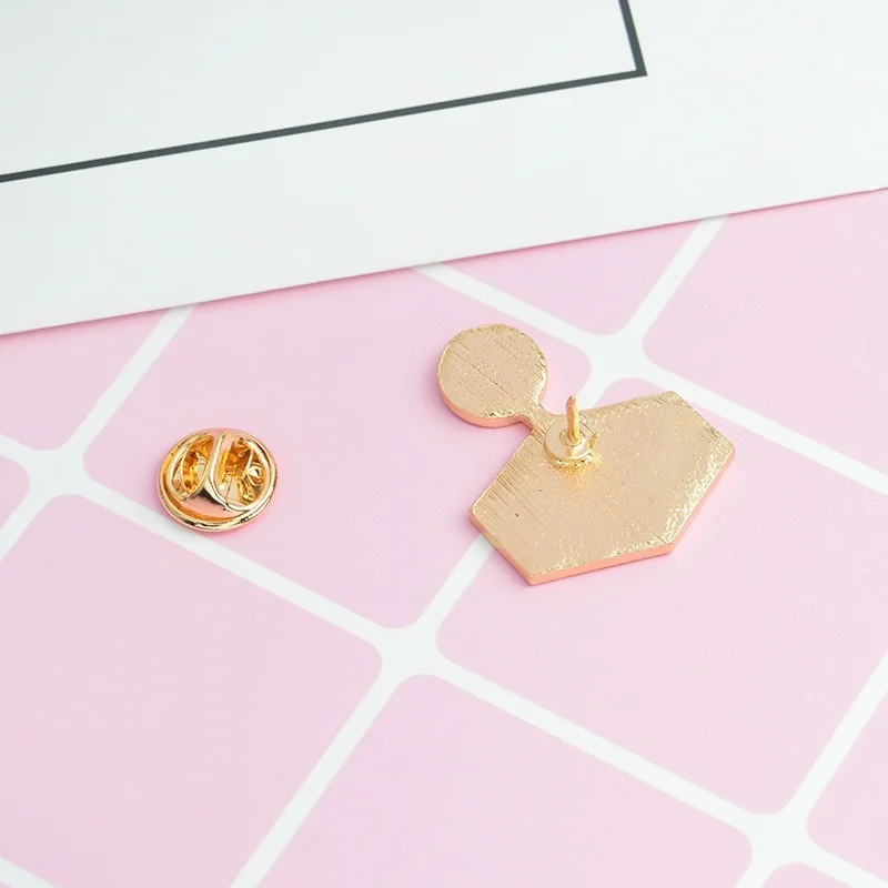 Мультяшная Игровая приставка эмалированная брошь для геймпада пряжка сумка