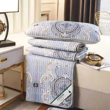 

Latex mattress Ice silk latex soft mat 3pcs mattress ice sense silk 1.5m/1.8m bed folding summer day air conditioning soft mat