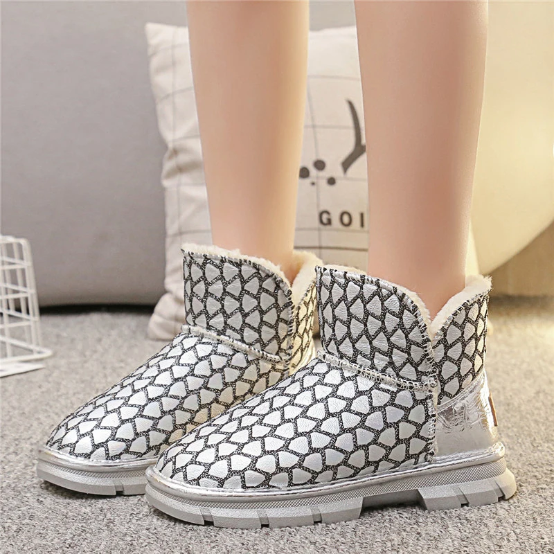 Women boots snow boots winter warm plush fur ankle boots female Brand non-slip flat bottom waterproof casual shoes cotton shoes