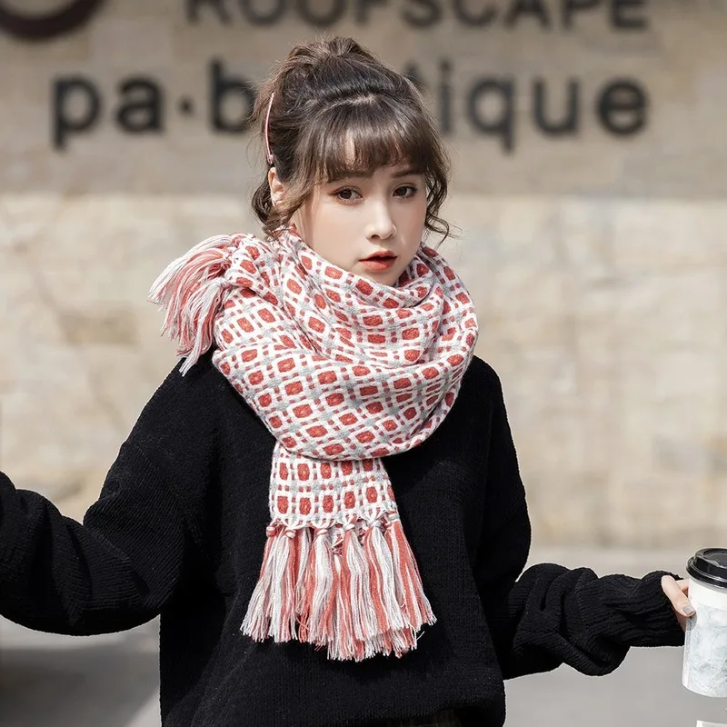 

2019 new Korean version of the scarf female double-knit woolen geometric collar cartoon thickening warm diamond shawl