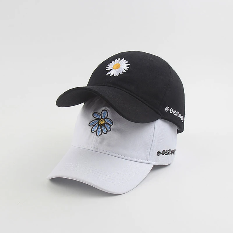 

New Small Daisy Baseball Cap Embroidery Summer Hat Cute Outdoor Hip Hop Cap Unisex Popular Adjustable Caps mens hats and caps