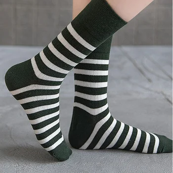 

Funny Cute Japanese High School Girls Cotton Loose Striped Crew Socks Colorful Women Sox Harajuku Designer Retro Yellow White