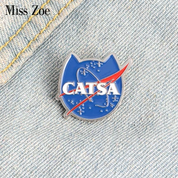 

Cat Planet Enamel Pin Custom Starry Cat Face Brooches Animal Badge for Bag Lapel Pin Buckle Funny Jewelry Gift for Friends